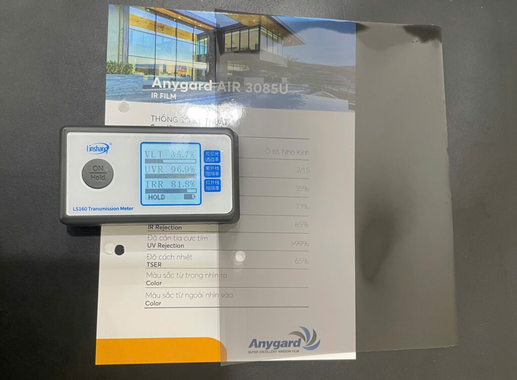 Dán phim cách nhiệt cửa kính